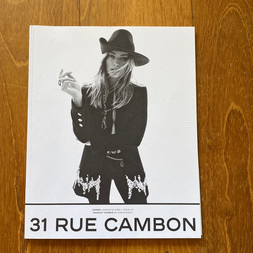 Chanel magazine 2022 issue 23 Margot Robbie Emmy nominated